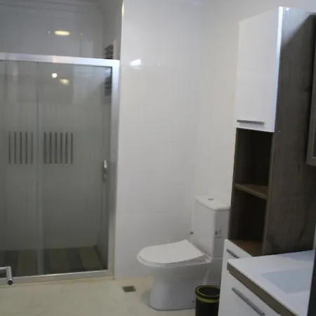 Sinerji Apartment * 쿠사다시